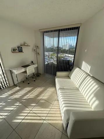 3300 NE 191st Street Aventura FL 33180