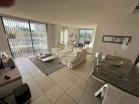 3300 NE 191st Street Aventura FL 33180