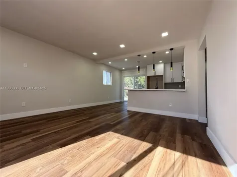 7821 NW 30th Street Davie FL 33024