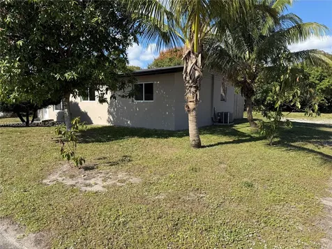 7821 NW 30th Street Davie FL 33024