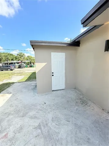 7821 NW 30th Street Davie FL 33024