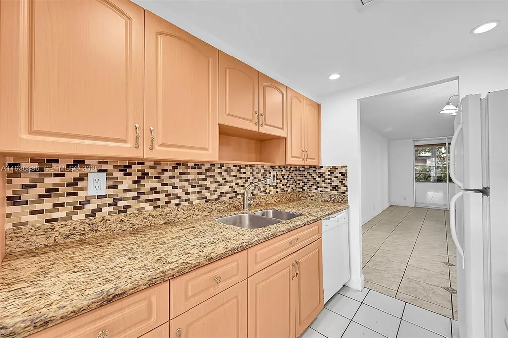 4850 NW 29th Court Lauderdale Lakes FL 33313