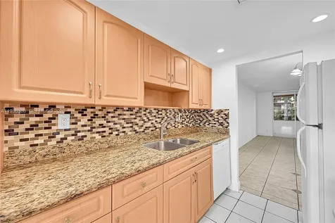 4850 NW 29th Court Lauderdale Lakes FL 33313