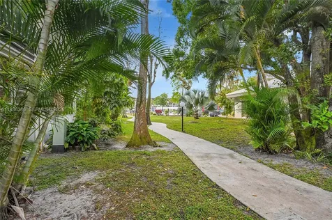 4850 NW 29th Court Lauderdale Lakes FL 33313