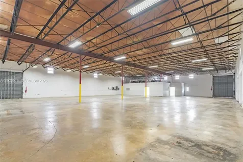 1615 W 31st Place Hialeah FL 33012