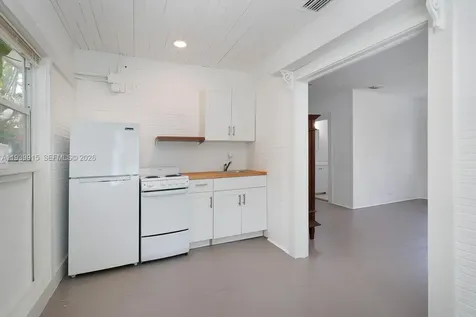 3660 Poinciana Avenue Coconut Grove FL 33133