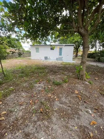 775 NW 142nd Street Miami FL 33168