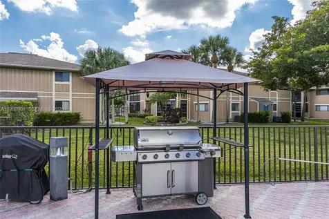 7552 Ashmont Circle Tamarac FL 33321
