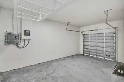 732 SE 13th Court Homestead FL 33034