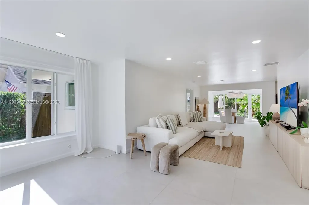 617 SW 5th Avenue Fort Lauderdale FL 33315