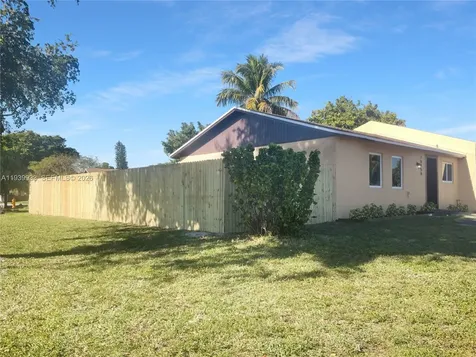 20450 NW 28th Court Miami Gardens FL 33056