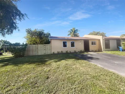 20450 NW 28th Court Miami Gardens FL 33056