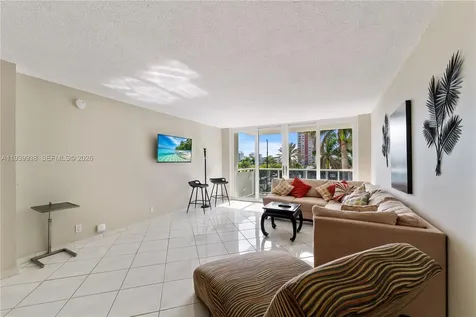 3140 S Ocean Drive Hallandale Beach FL 33009