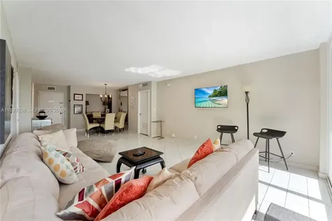3140 S Ocean Drive Hallandale Beach FL 33009