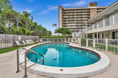 2501 N Ocean Boulevard Pompano Beach FL 33062