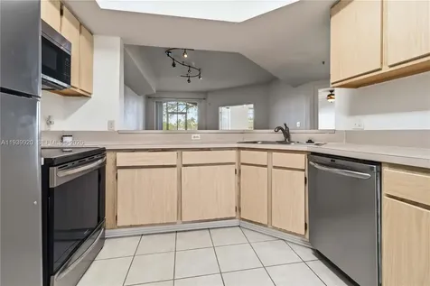 751 SW 148th Avenue Sunrise FL 33325