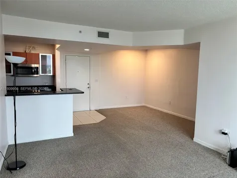 2775 NE 187th Street Aventura FL 33180