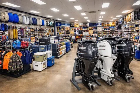 Marine Supply / Engline Retailer Hialeah FL 33010