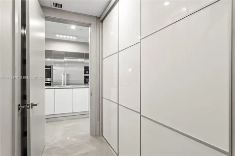5500 Island Estates Drive Aventura FL 33160