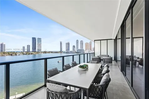 5500 Island Estates Drive Aventura FL 33160