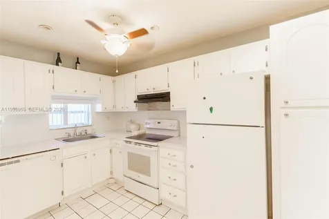 Pembroke Pines FL 33025