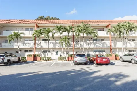 Pembroke Pines FL 33025