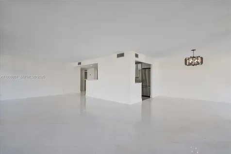 600 Parkview Drive Hallandale Beach FL 33009