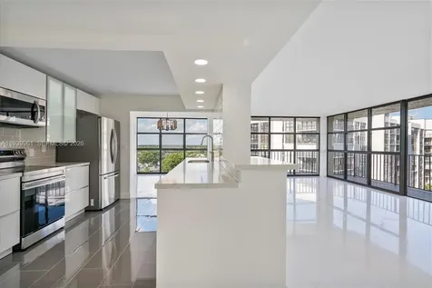 600 Parkview Drive Hallandale Beach FL 33009