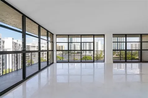 600 Parkview Drive Hallandale Beach FL 33009