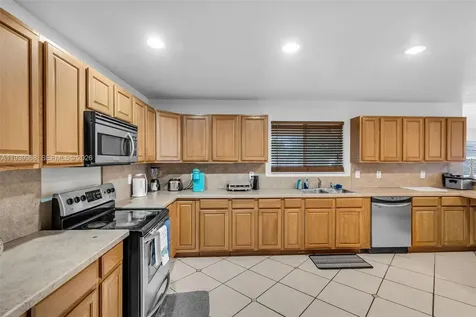 4501 SW 26th Street West Park FL 33023
