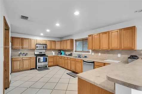 4501 SW 26th Street West Park FL 33023