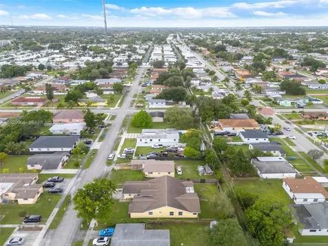 4501 SW 26th Street West Park FL 33023