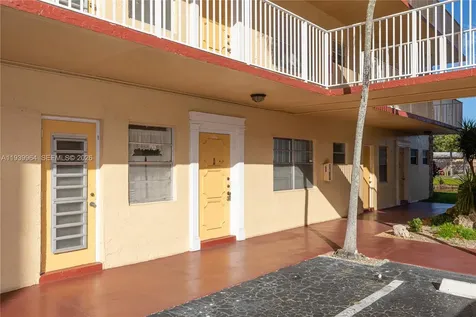 3990 NW 42nd Avenue Lauderdale Lakes FL 33319