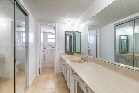 3990 NW 42nd Avenue Lauderdale Lakes FL 33319