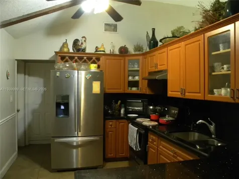7527 SW 7th Court North Lauderdale FL 33068