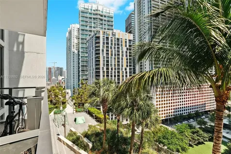 68 SE 6th Street Miami FL 33131