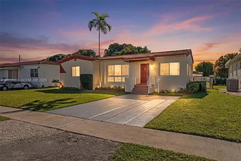 40 W 58th Street Hialeah FL 33012
