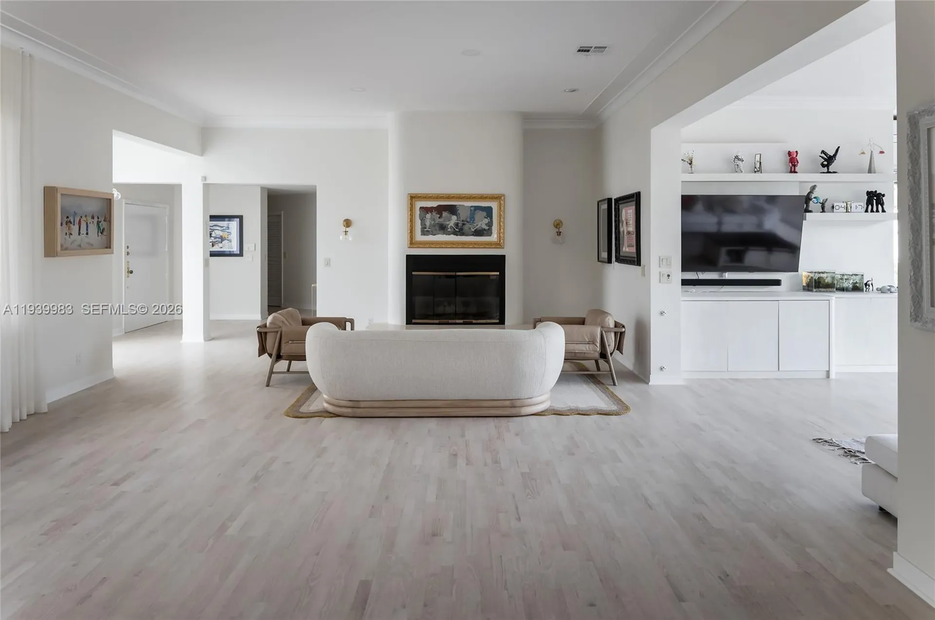 950 S Southlake Drive Hollywood FL 33019