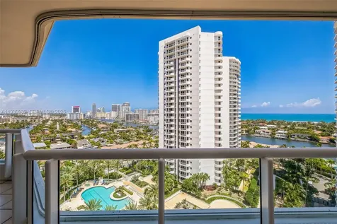 21205 Yacht Club Drive Aventura FL 33180
