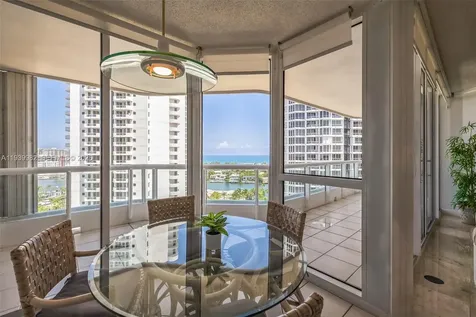 21205 Yacht Club Drive Aventura FL 33180