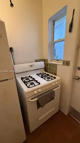 653 Michigan Avenue Miami Beach FL 33139