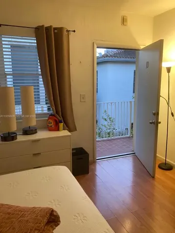 653 Michigan Avenue Miami Beach FL 33139