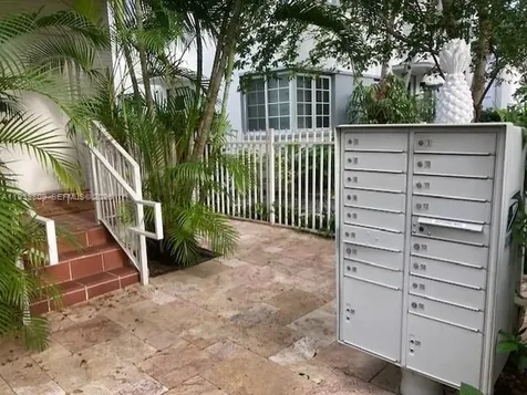 653 Michigan Avenue Miami Beach FL 33139