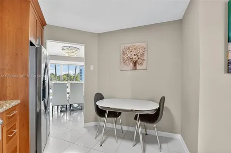5901 Camino Del Sol Boca Raton FL 33433