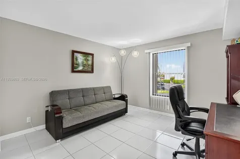 5901 Camino Del Sol Boca Raton FL 33433