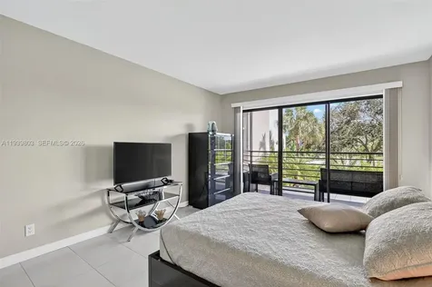 5901 Camino Del Sol Boca Raton FL 33433