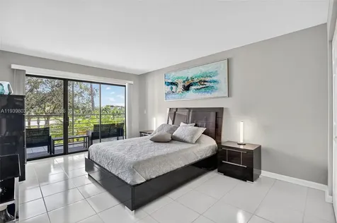5901 Camino Del Sol Boca Raton FL 33433