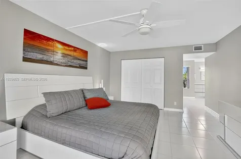 5901 Camino Del Sol Boca Raton FL 33433