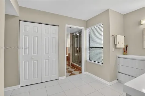 5901 Camino Del Sol Boca Raton FL 33433