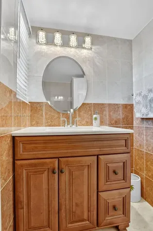 5901 Camino Del Sol Boca Raton FL 33433